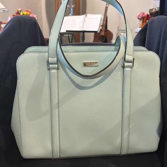 Kate spade light turquoise bag, approximately 12 x 11 1/2 divided into three - Picture 6 of 10